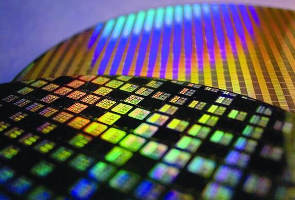 華為海思帶頭 90家公司要成立全國(guó)集成電路標(biāo)準(zhǔn)化技術(shù)委員會(huì)