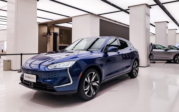 實探華為賣車最新進展:逆襲的銷量 進擊的“朋友圈”