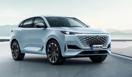 比亞迪DM-i對(duì)手！長(zhǎng)安藍(lán)鯨iDD混動(dòng)正式發(fā)布 饋電油耗5L