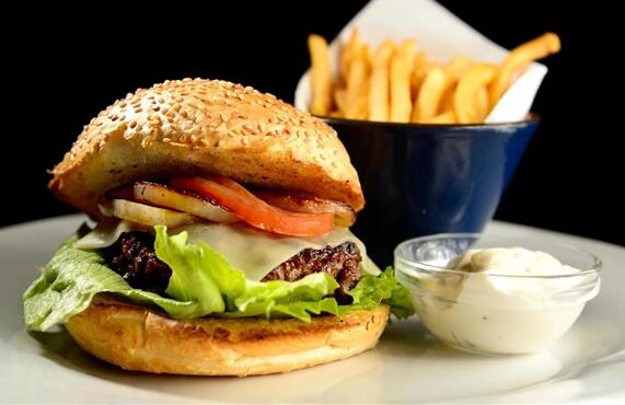 麥當勞在中國門店突破4000家：平均開一店用時17小時