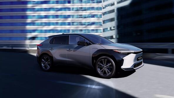 豐田斥巨資All in電動車：全新車型亮相 電池10年仍保持90%容量。