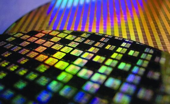中國芯片5年內(nèi)反超世界最高水平？專家：局部有可能